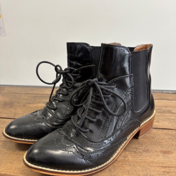SHELLY'S LONDON Black Classic Boots - Picture 2 of 9
